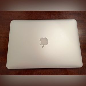 MacBook Pro (Retina, 13”, 2015) - GREAT CONDITION